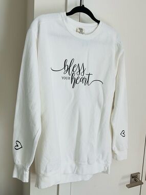 ***Comfort Colors ***White 'Bless Your Heart' Crewneck Sweatshirt